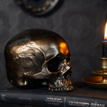 Human skull ornament - Gold - The Blackened Teeth