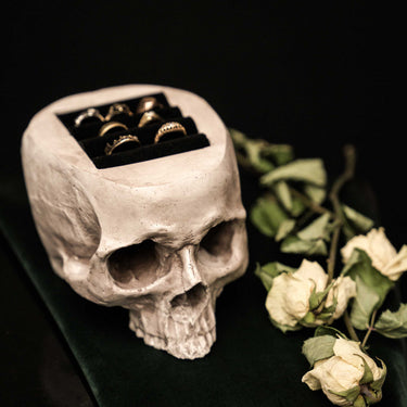 Skull Ring Holder - Ornament